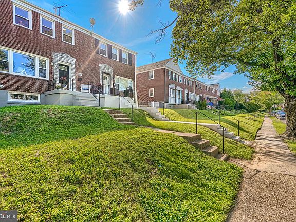 3rd image of 1639 Walterswood Rd