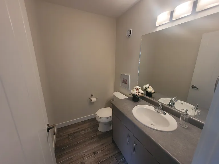 1616 B Alexandra Ave — Photo 12