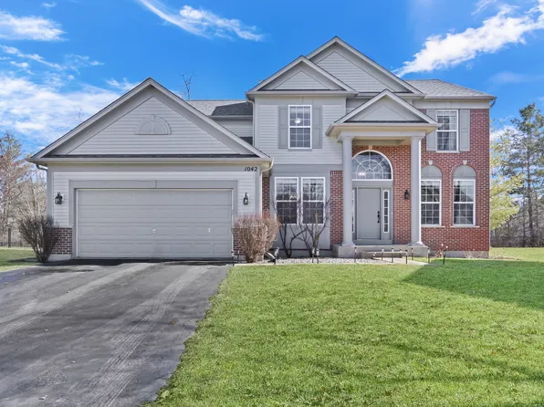 1042 Sanderling Ct, Antioch, IL 60002