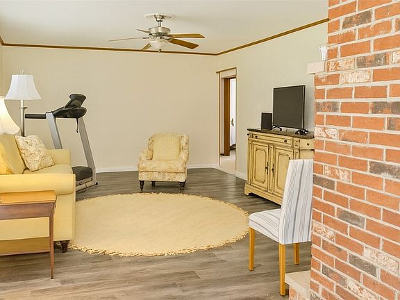 5th image of 115 Allenwood Dr