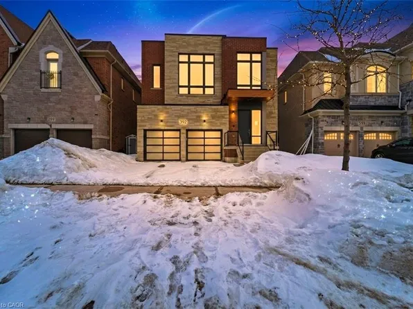392 Farrell Rd, Vaughan, ON L6A 4W8