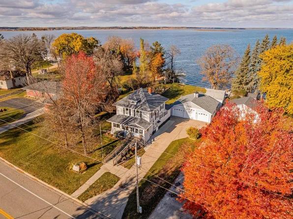 905 E Lake St, Osakis, MN 56360