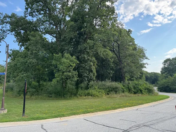 748 Verdano Ter, Crown Point, IN 46307