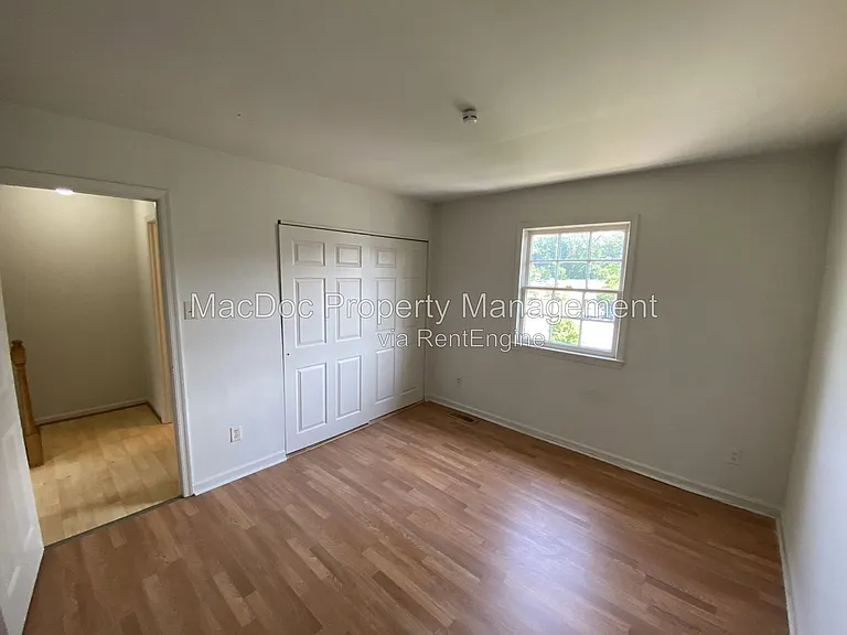 200 Brighton Sq — Photo 18