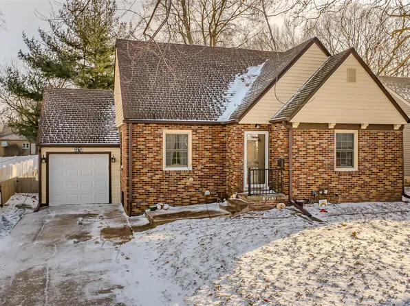3213 45th St, Des Moines, IA 50310