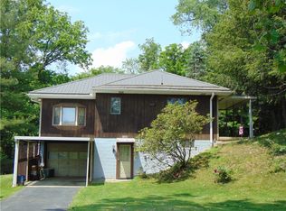 822 Fayette City Rd, Fayette City, PA 15438