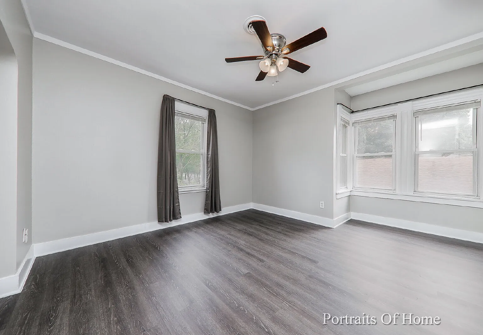 3 bed, 1.0 bath, 1248 sqft, $2,200 — Photo 2