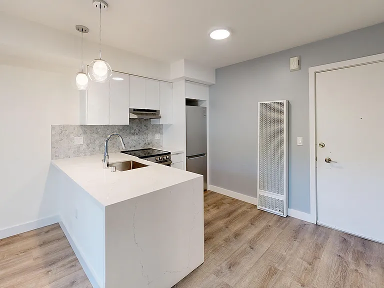 2520 College Avenue — Photo 38