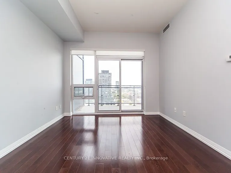 460 Adelaide St E #2023 — Photo 13