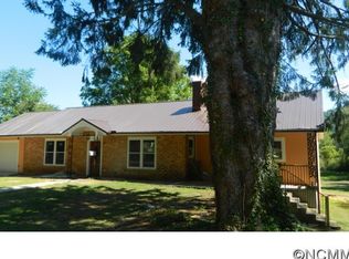 401 Forest Hill Rd, Brevard, NC 28712