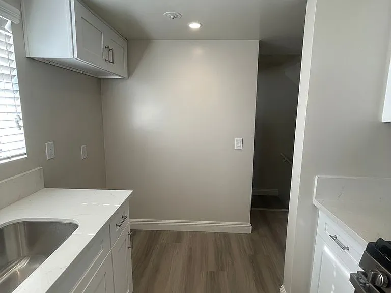 925 S Benito Ave — Photo 10