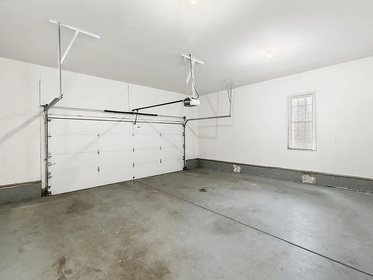 4107 Lakeview Pkwy — Photo 28