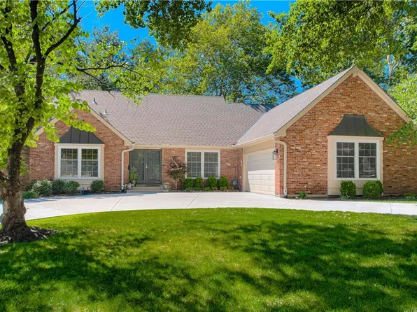 10500 Farley St, Overland Park, KS 66212