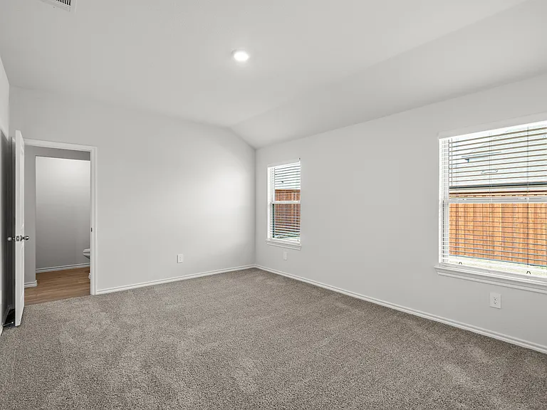 13173 Enclave Pkwy — Photo 5
