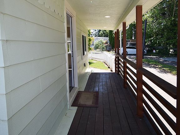 5th image of 16091 Kings Way