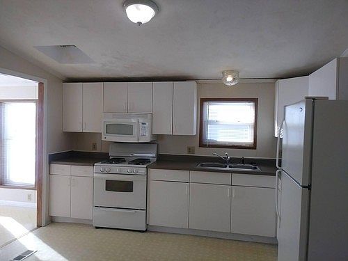 5th image of 6214 Bentwood Cir E