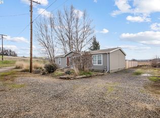 910 E College St, Echo, OR