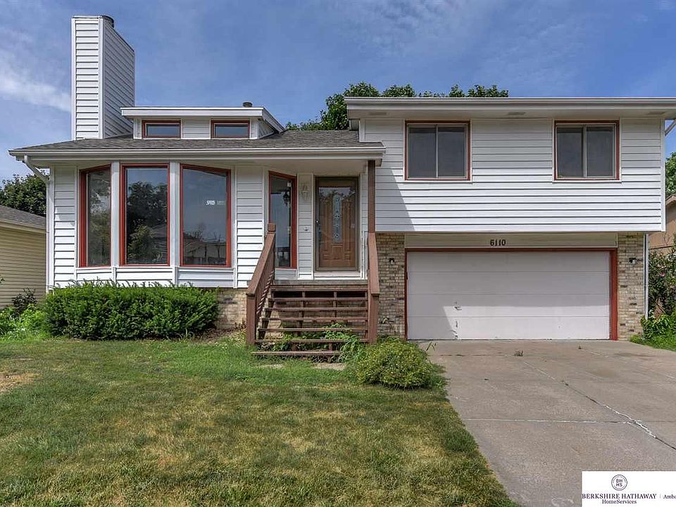 1st image of 6110 N 108th Avenue Cir
