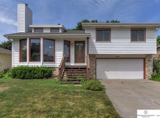 6110 N 108th Avenue Cir, Omaha, NE 68164