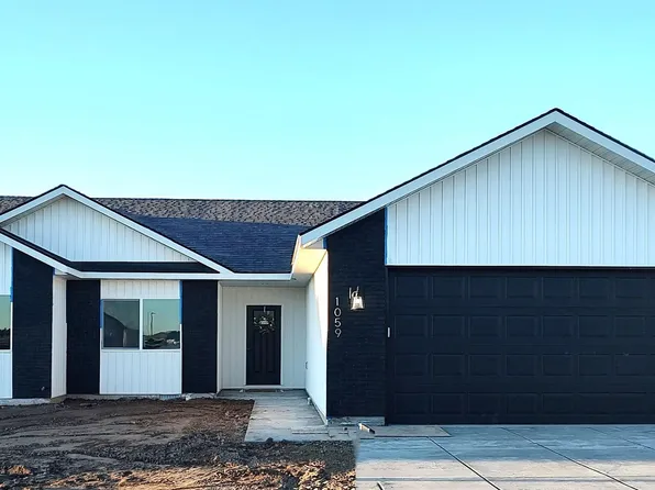 1059 Magnolia St, Burley, ID 83318