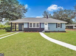 2318 Pinetree Rd, Savannah, GA 31404