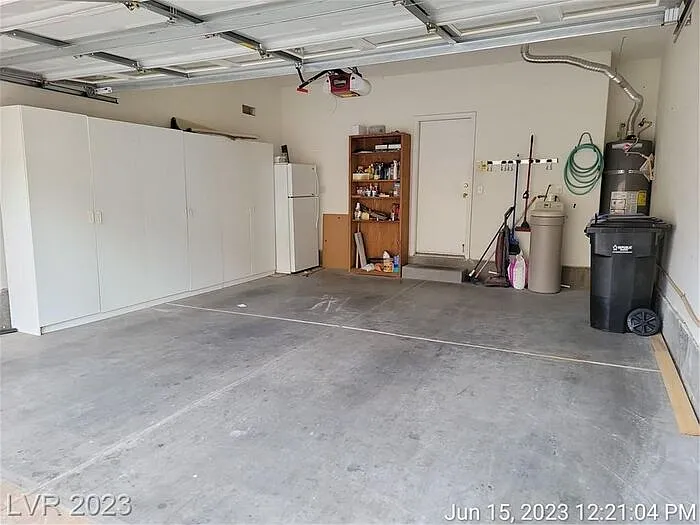 638 Solitude Point Ave — Photo 30