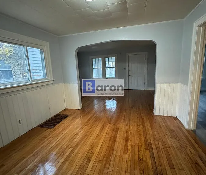 522 S 27th St — Photo 3