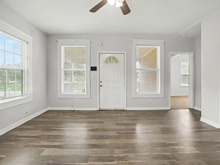 796 Peeples St SW — Photo 10