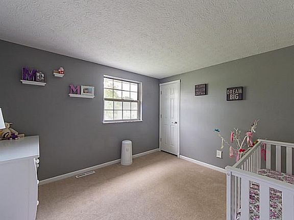 5th image of 13521 Falmouth Ave