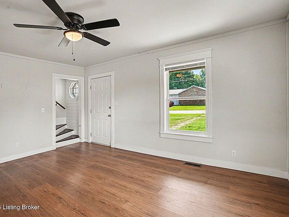 5th image of 617 McCullum Ave