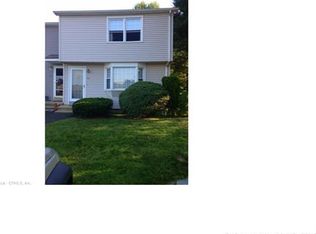 816 Long Hill Rd, Middletown, CT 06457