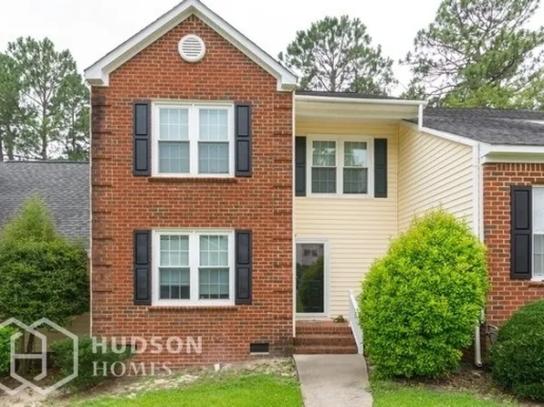 19 N Lake Pointe Dr, Columbia, SC 29229