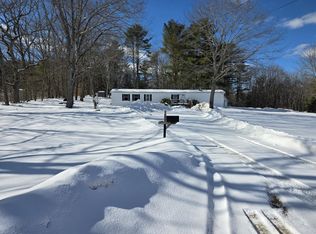 39 Mountain Road, Wiscasset, ME 04578