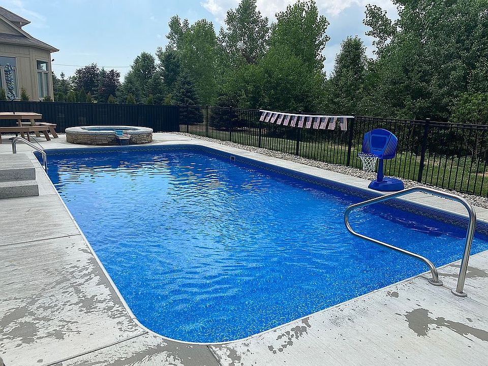 2nd image of 49169 Clinton Terrace Dr