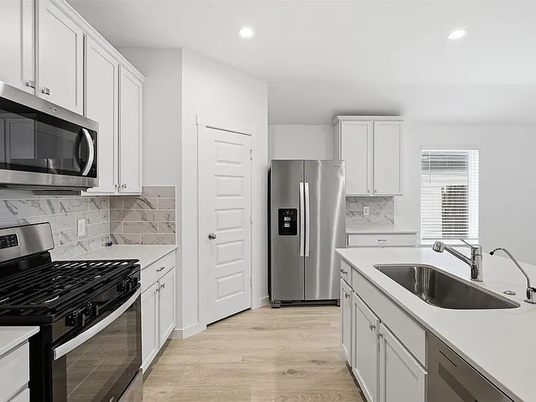 31814 Hallington Hill Ln — Photo 38