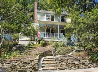 7006 Poplar Ave, Takoma Park, MD 20912