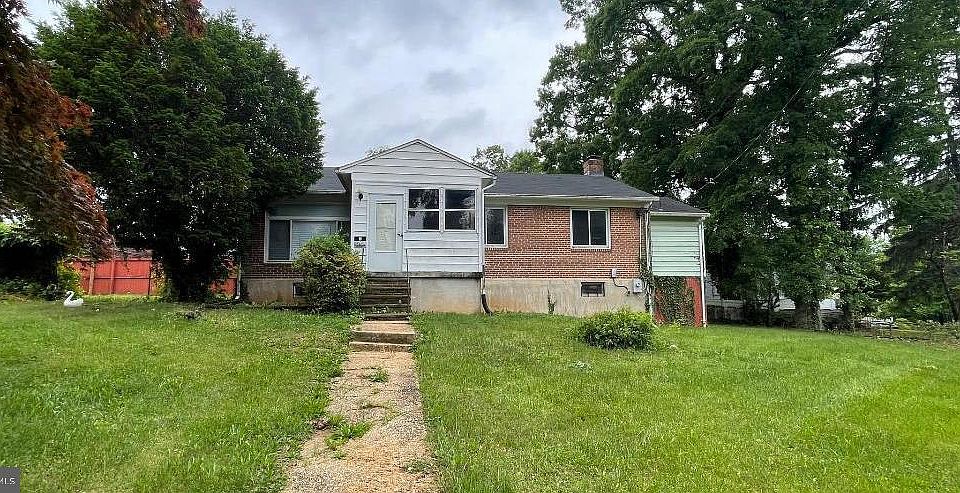 1st image of 4110 N Rogers Ave
