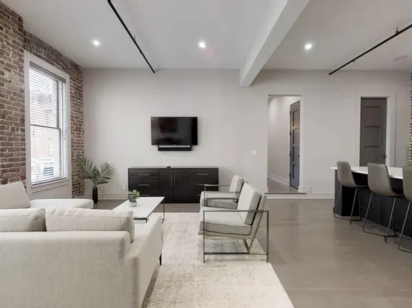 276 King St Unit A, Charleston, SC 29401
