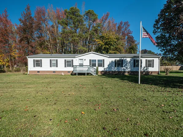134 Larry Ln, Dunn, NC 28334