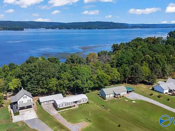 3rd image of 276 Star Point Rd
