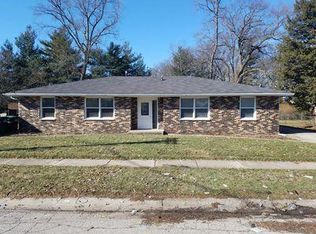 1940 Truman St, Portage, IN 46368