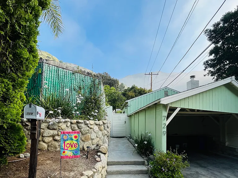 729 Orange Dr — Photo 45