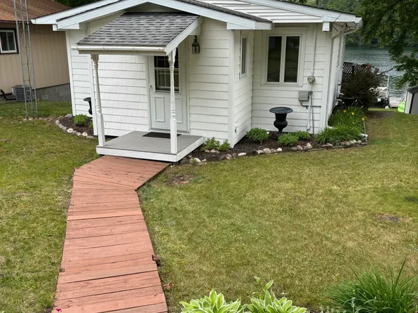 8870 W School Section Lake Dr, Mecosta, MI 49332