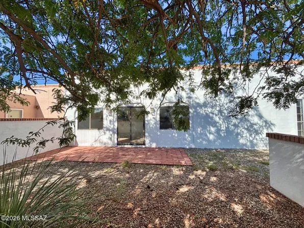 215 N Tracy Rd, Pearce, AZ 85625