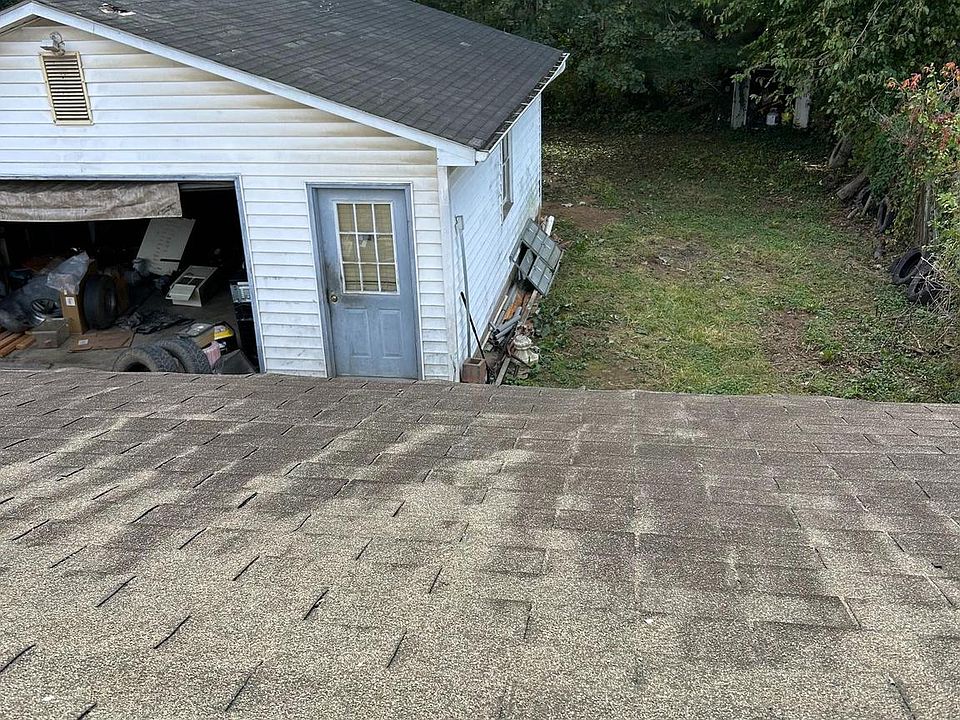 2nd image of 27 Jackson Ave