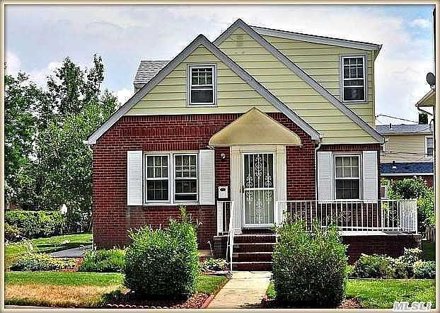 1st image of 4 Carole Ave
