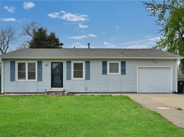 413 Madore St, Silver Lake, KS 66539