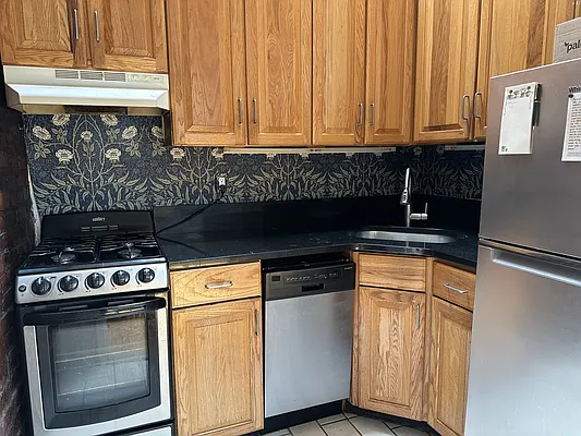 Rented by Corcoran | media 25