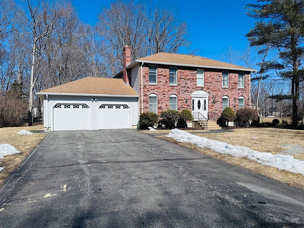 9 N Vine St, Milford, MA 01757 | Zillow