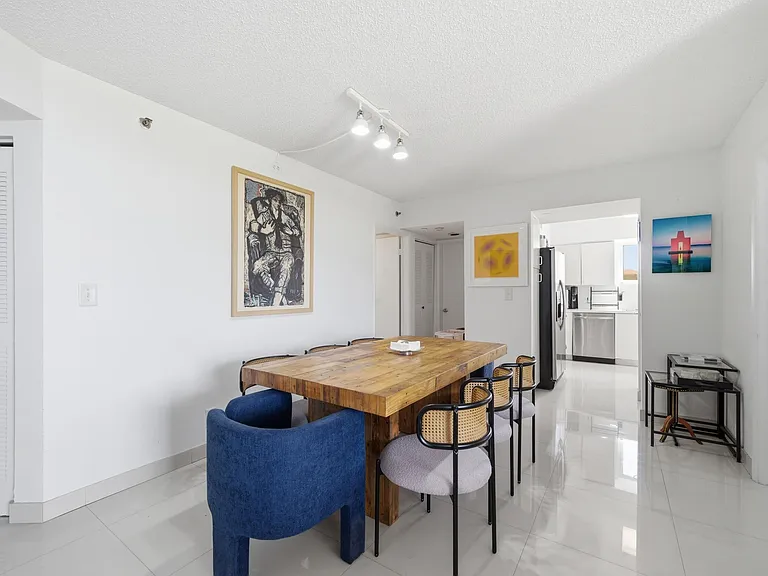 3300 NE 192nd St #1201 — Photo 6